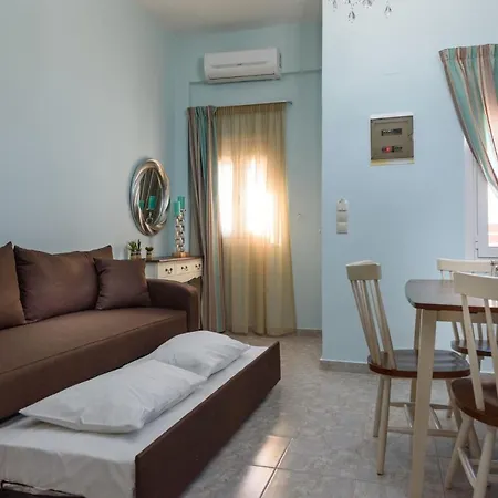 Apartamento Spyros With Pool